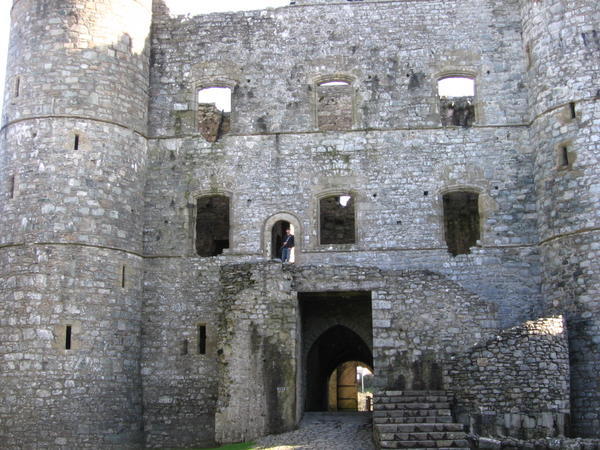 gatehouse, ground level