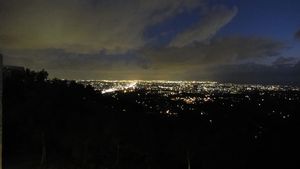 LA from yet another Above, at night