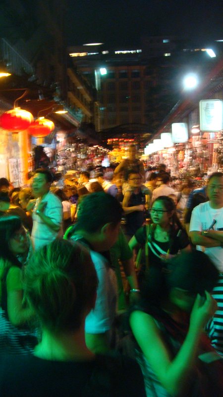 The crowds of Wanfujing