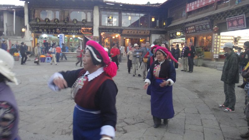 Tibetan ladies dance
