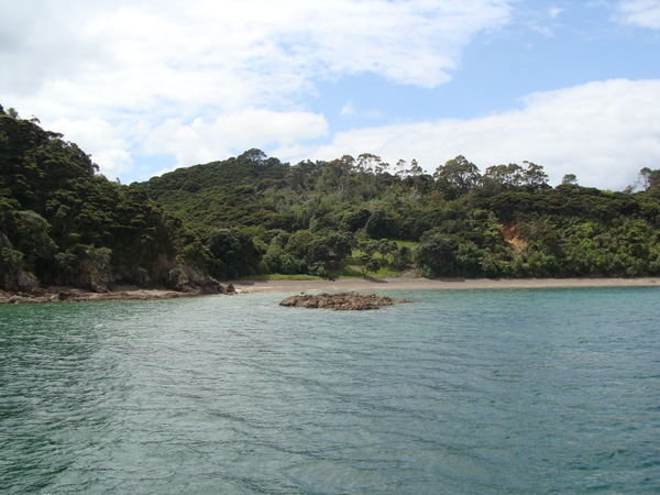 Sailing round the Bay of Islands