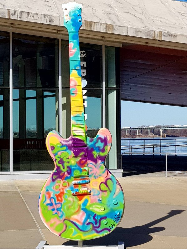 Guitar for fundraising Memphis