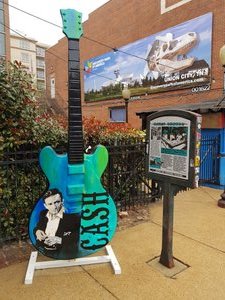 Oversized guitar Beale St Memphis
