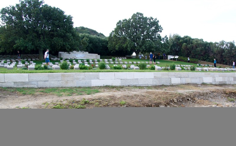 Beach war cemetery