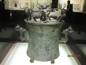 Eight Yak Container 206BC-8AD