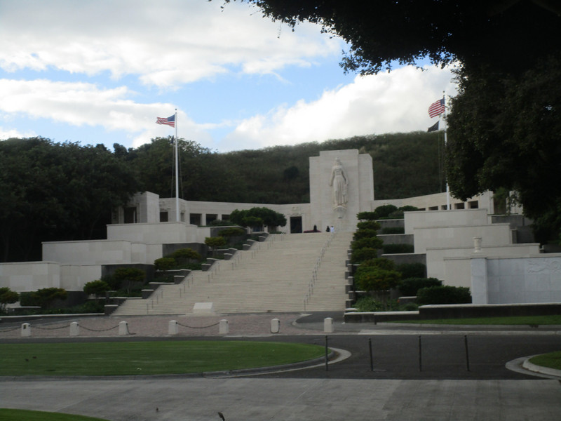 Punchbowl Cemetery/National memorial of the Pacific