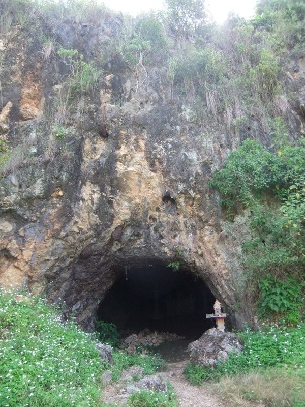Cave entrance, site 1