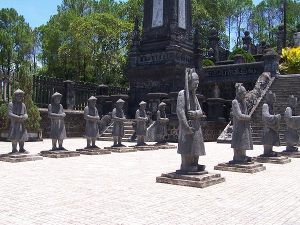 Figures at Tomb of Khai Dinh