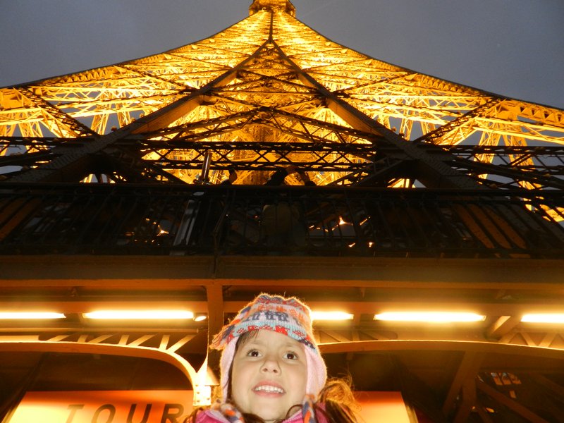 Eiffel Tower Lighting Up