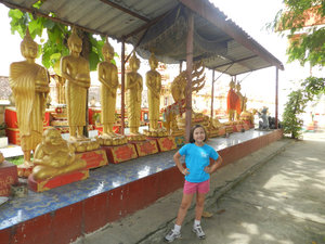 Near Big Reclining Buddha
