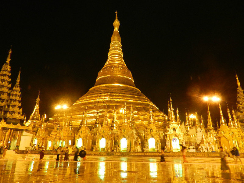 Brilliant Shwedagon Paya