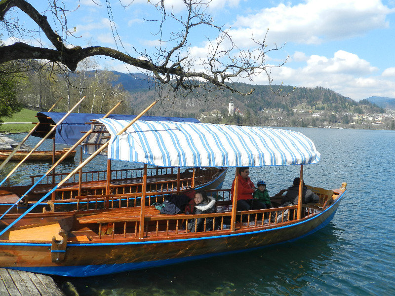 Boat to Bled Island