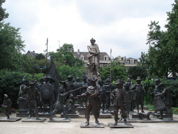 The 3D statue of Rembrant's Nightwatch
