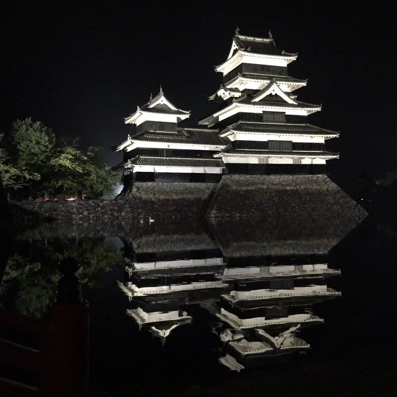Matsumoto Castle by night