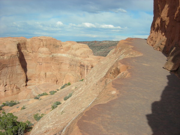 The last part of the Delicate Arch trail travels along a cliff