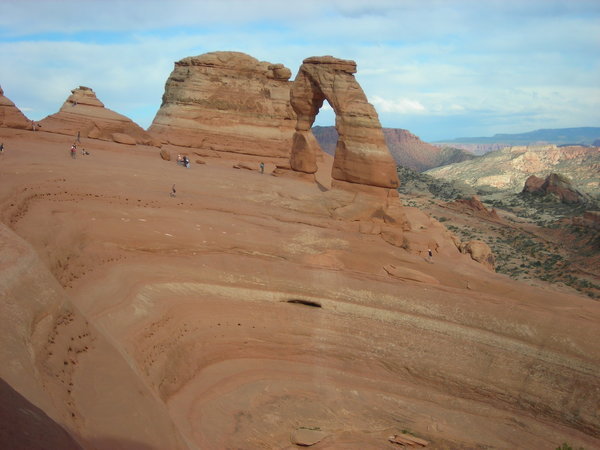 The view of Delicate Arch from Frame Arch