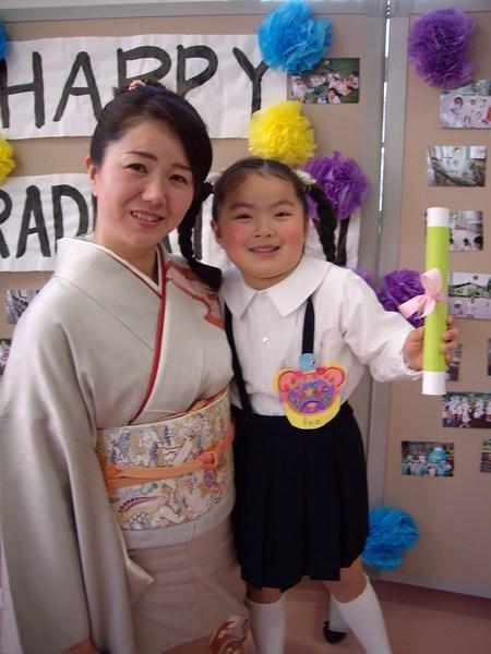 Reia and her beautiful mother, I loved that some mothers were in traditional kimonos