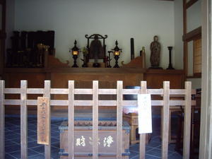 Meigetsu-In, worship temple