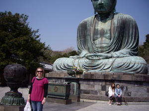 Buddha and me, some Japanese girl cut off his head, they cant take photos