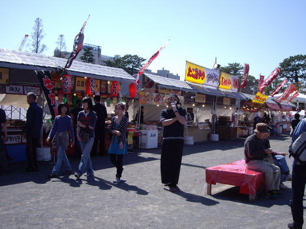 More food stalls