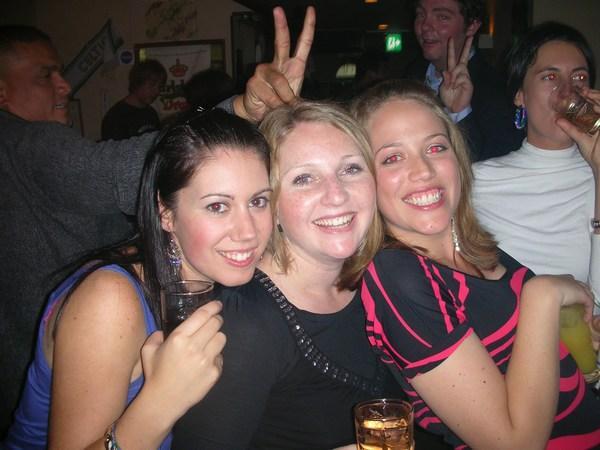 Marissa, me and Amy....more drinks please!!
