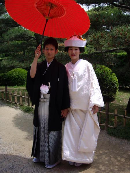 At Shukkeien Gardens, Happy Bride and Groom, I think they look breathtaking in the traditional bridal dress