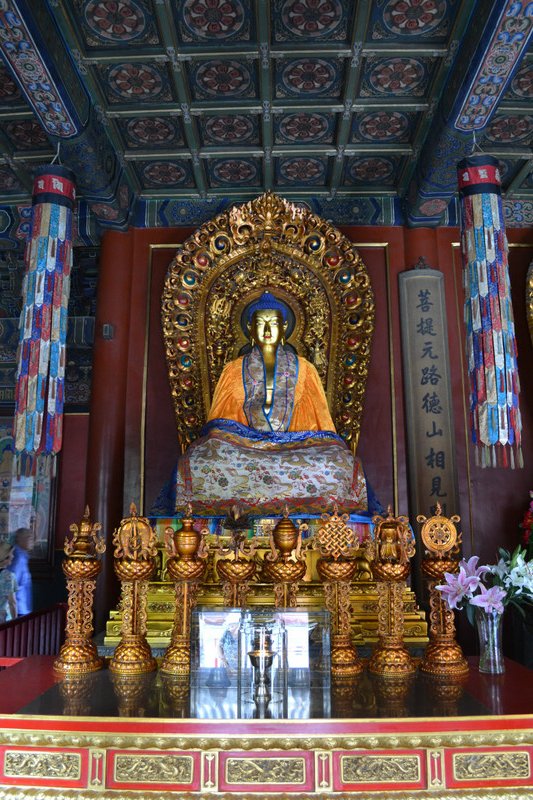 Lama Temple statues