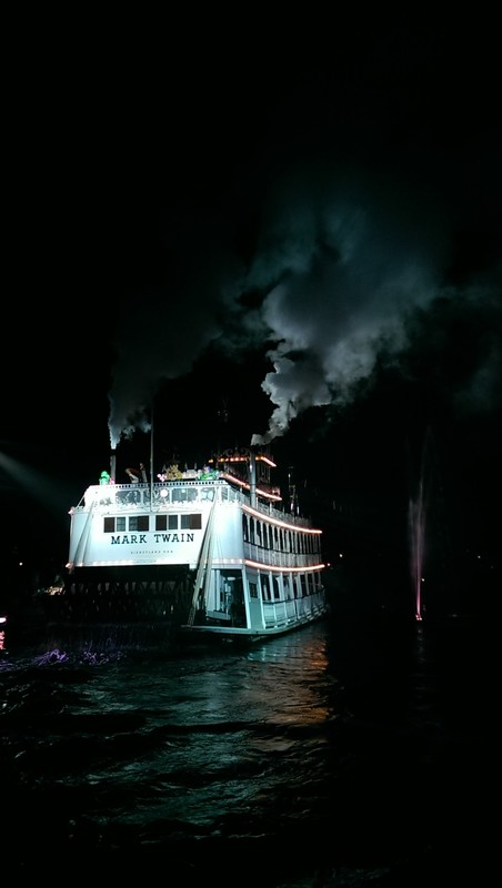 Walt Disneys steam boat