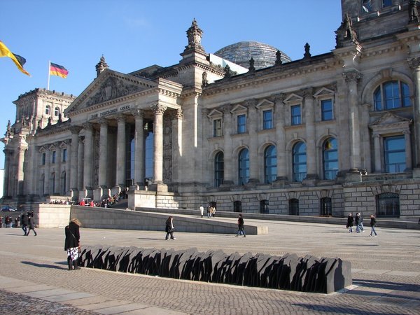 Reichstag (parlement building)