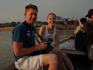 India 2010 (84) Rowing on the Ganga River