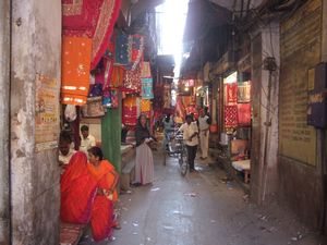 Sari shops