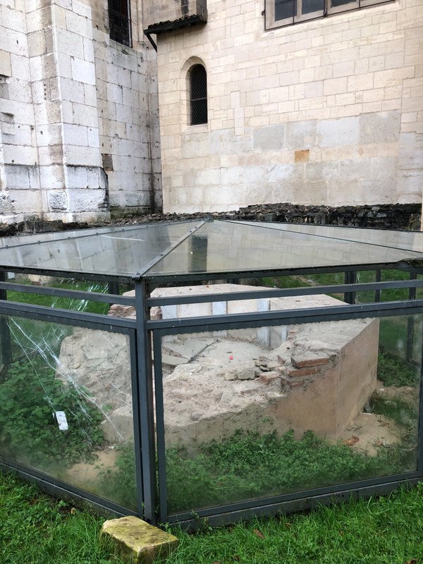 Fourth century baptistery font under threat