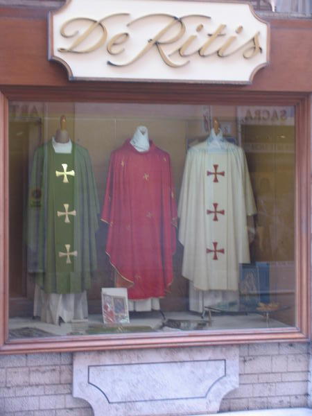 Pope's R Us - the department store for fatherly fashions. Only in Rome!