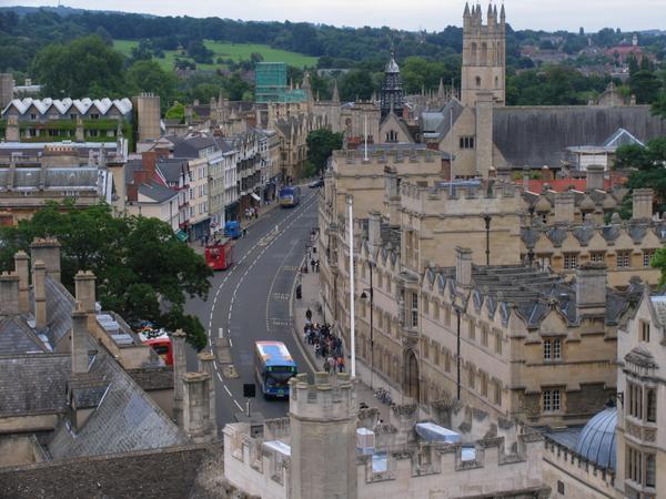 The stately old buildings of Oxford