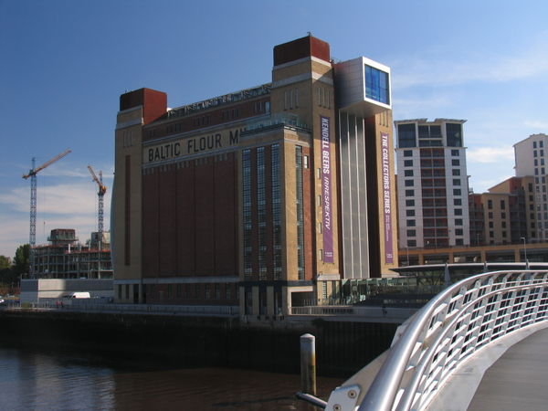 The Baltic Art Gallery is situated in an old flour mill and has a lovely viewing platform with a great view
