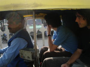 2 Ozzies in a rickshaw