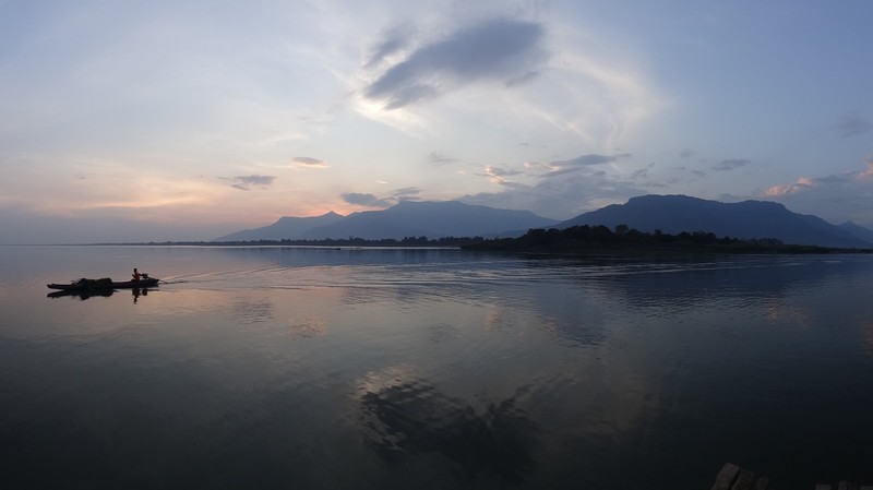 coucher de soleil sur le mekong