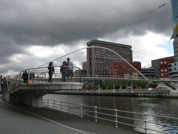 Bilbao: On Calatravas Bridge