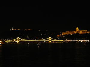 Chain Bridge and Palace by night