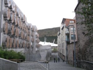 Scottish parliament meets laneways