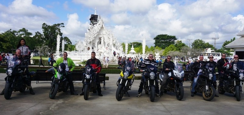 Group photo in front of the White Temple