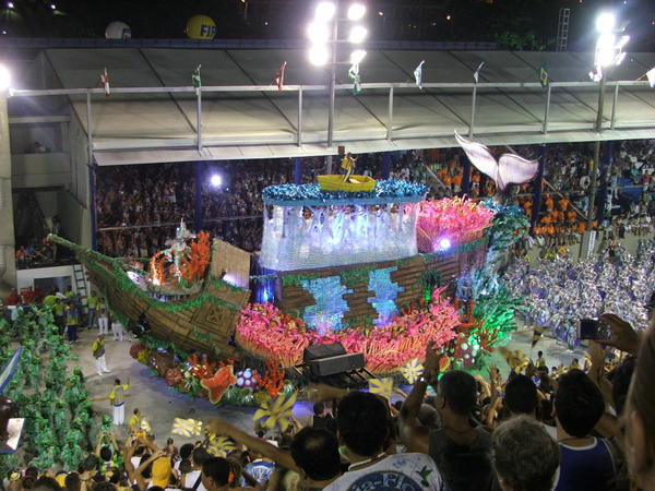 Another Carnaval float.....