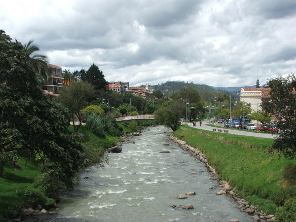 Cuenca: Rio Tomebamba