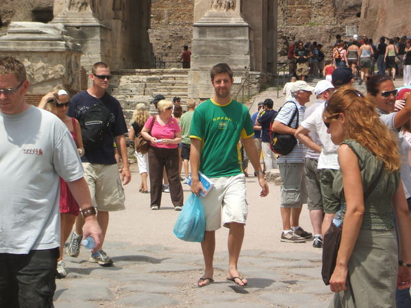 Chris battling with the crowds at the Roman forum