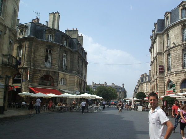 Chris enjoying some of the French architecture in Bordeaux