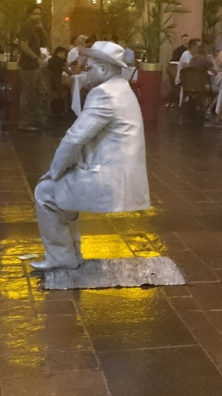 Monte Casino - homme statue