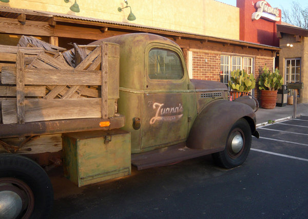 An old truck in Roswell