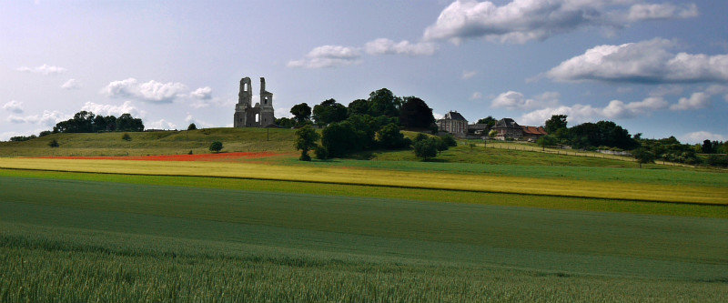  Mont-Saint-Eloi Abbey