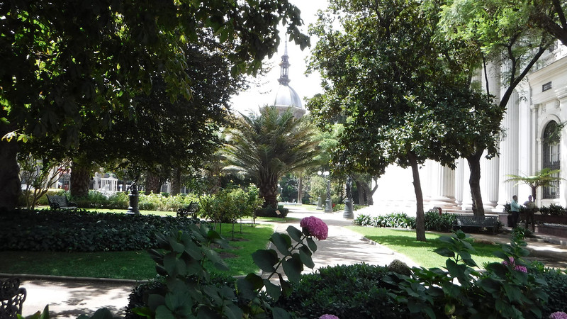 Garden near Palacio de La Moneda