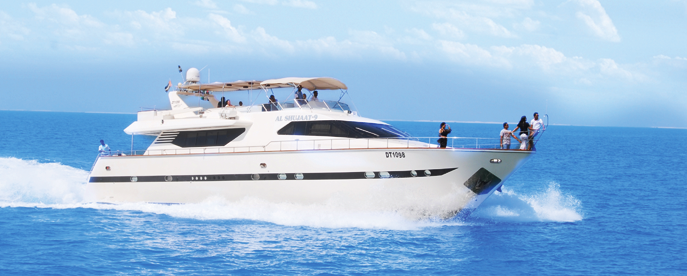 yacht charter in Dubai